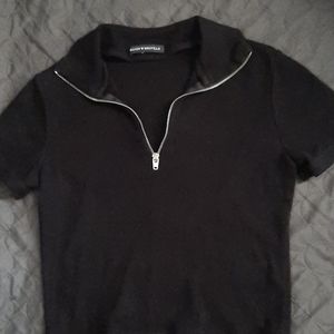 Brandy quarter zip tee